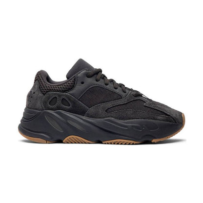 YEEZY 700 “UTILITY BLACK”